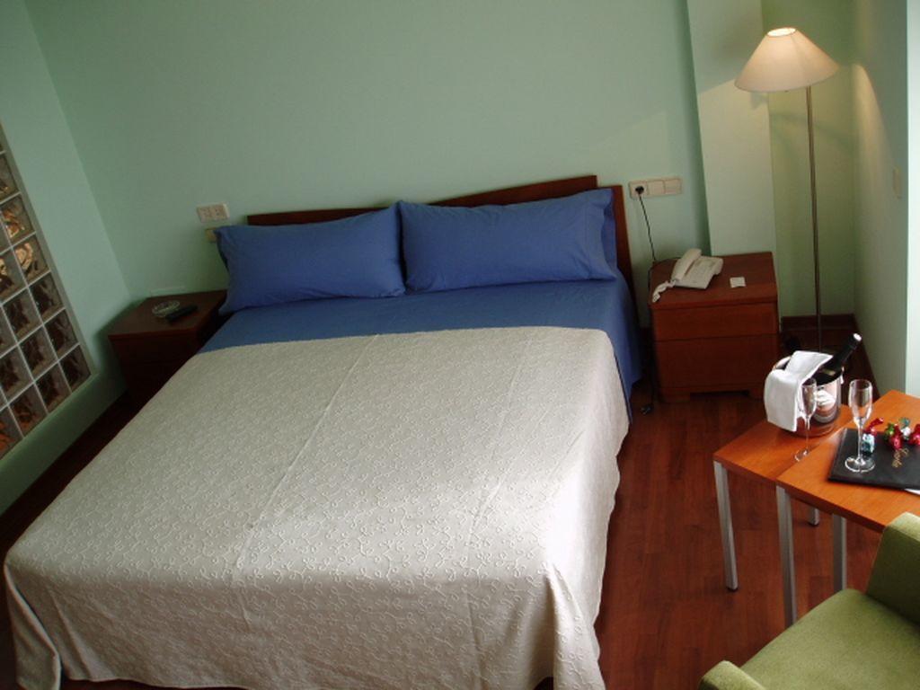 Motel Abalo Catoira Quarto foto